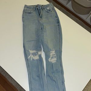 hollister light wash mom jeans